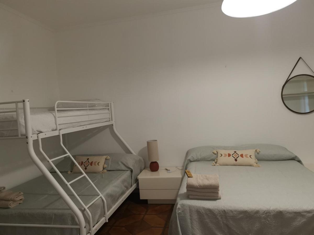 Villa Flora Affittacamere Luni Ngoại thất bức ảnh